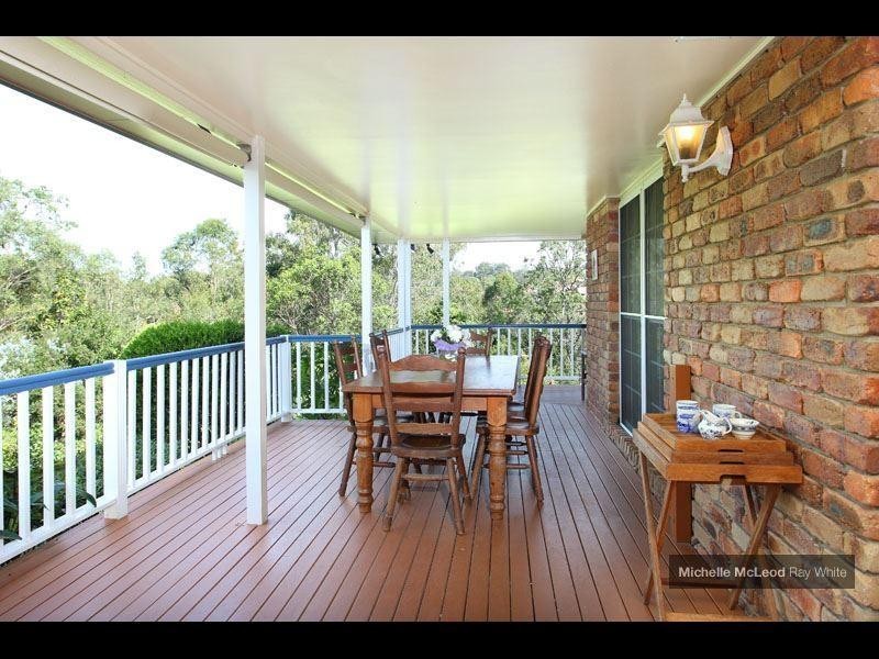 104 Creekside Street, Kenmore Hills QLD 4069