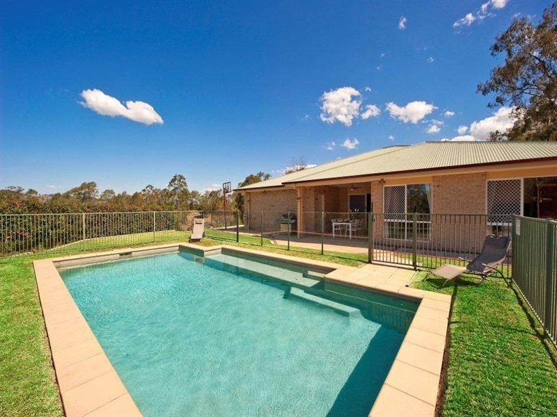 70 Basin Road, Samsonvale QLD 4520