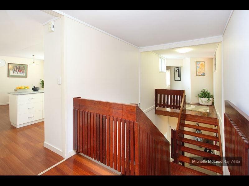 8 Bejimba Street, Kenmore QLD 4069