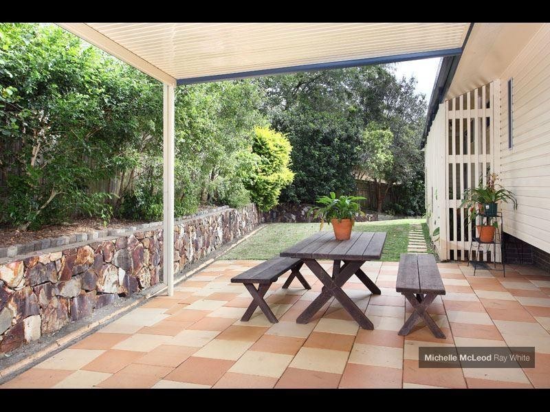 8 Bejimba Street, Kenmore QLD 4069