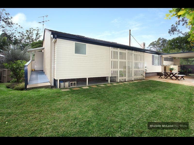 8 Bejimba Street, Kenmore QLD 4069