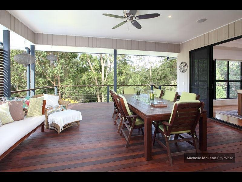 4A Carissa Place, Chapel Hill QLD 4069