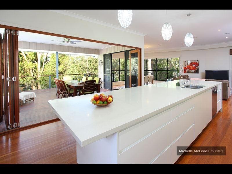 4A Carissa Place, Chapel Hill QLD 4069