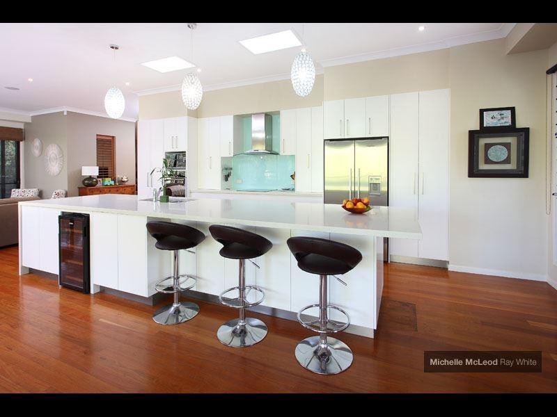 4A Carissa Place, Chapel Hill QLD 4069