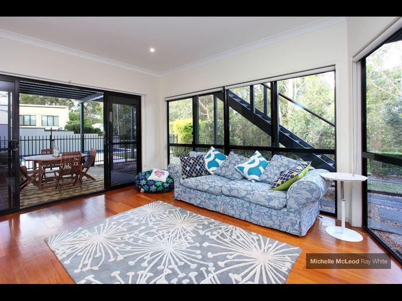 4A Carissa Place, Chapel Hill QLD 4069