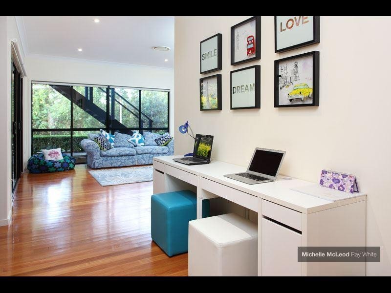 4A Carissa Place, Chapel Hill QLD 4069