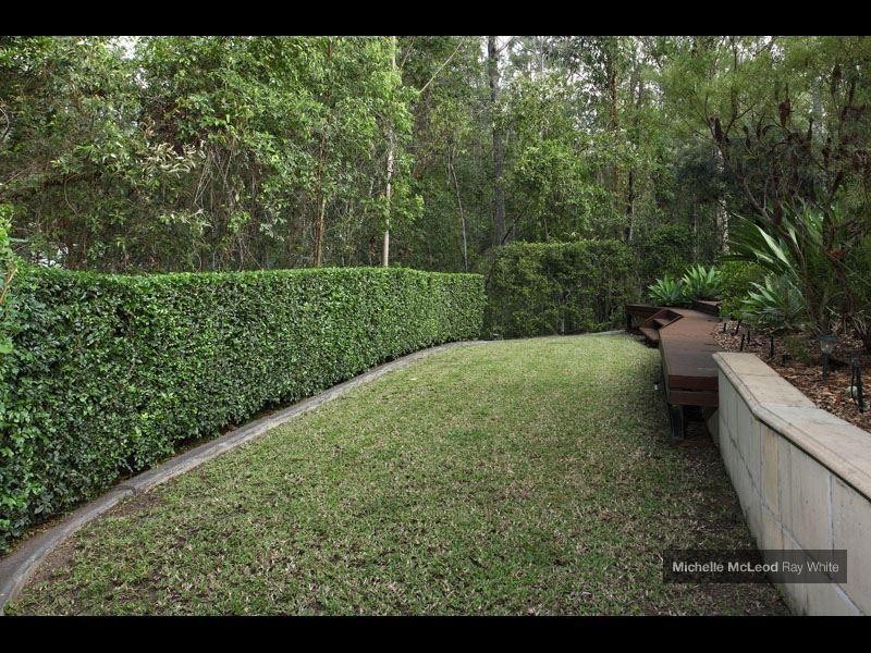 4A Carissa Place, Chapel Hill QLD 4069