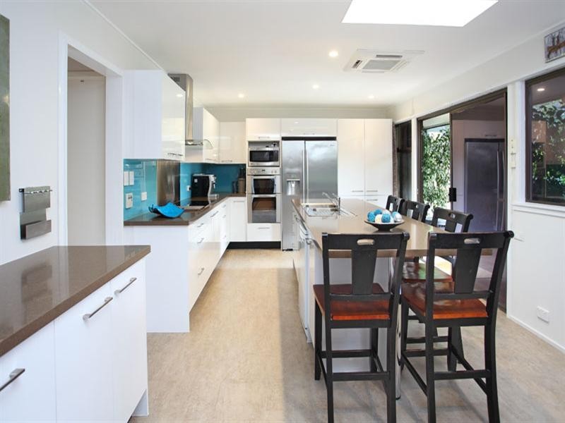 10 Ardell Street, Kenmore QLD 4069