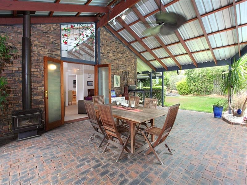 10 Ardell Street, Kenmore QLD 4069