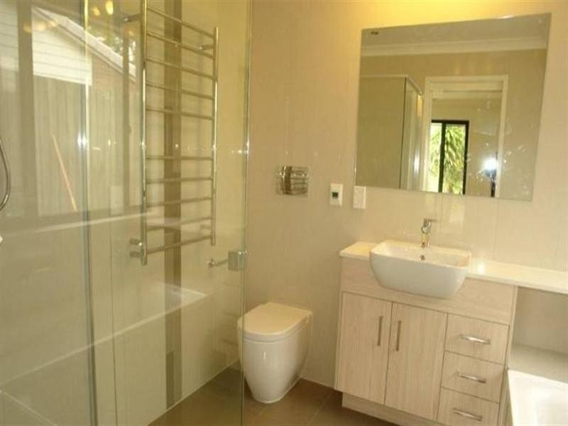 42 Donatello Street, Fig Tree Pocket QLD 4069