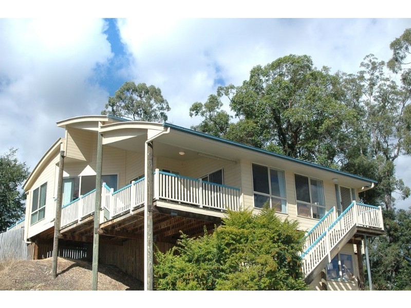 27 Kiriwina Street, Fig Tree Pocket QLD 4069