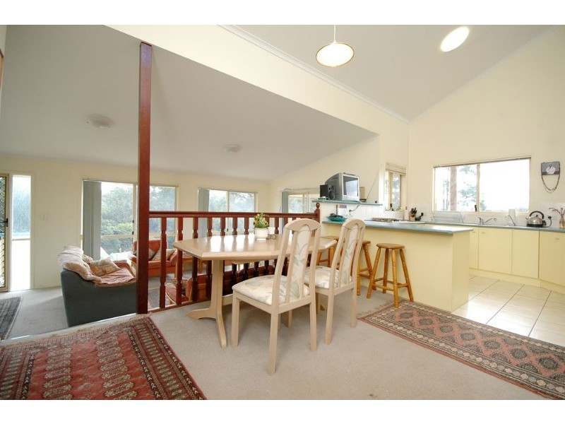 27 Kiriwina Street, Fig Tree Pocket QLD 4069