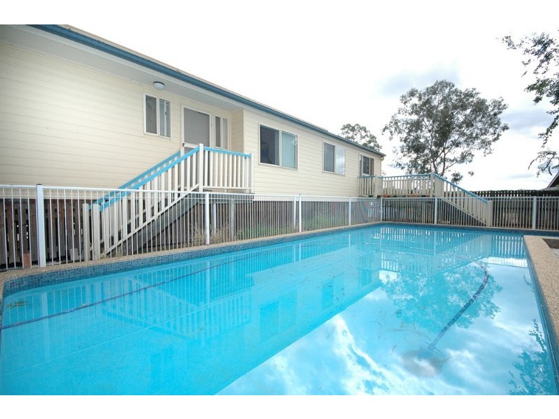 27 Kiriwina Street, Fig Tree Pocket QLD 4069