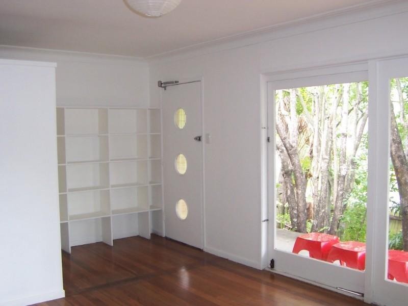 84 Gailey Road, St Lucia QLD 4067