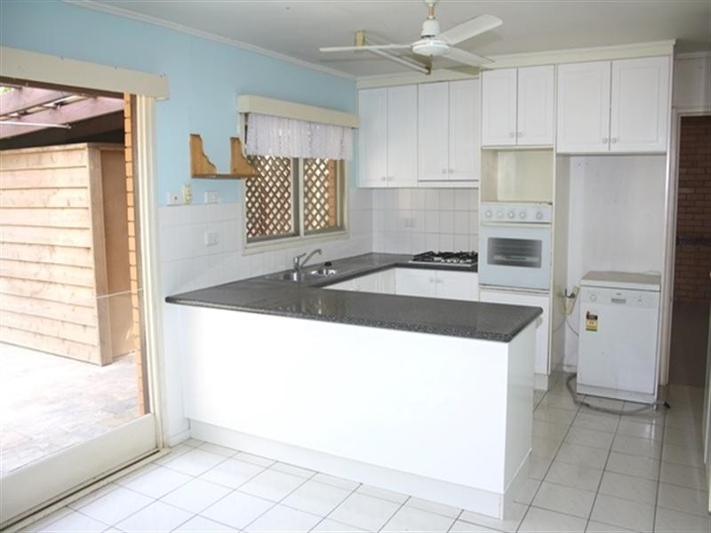 24 Cromarty Street, Kenmore QLD 4069