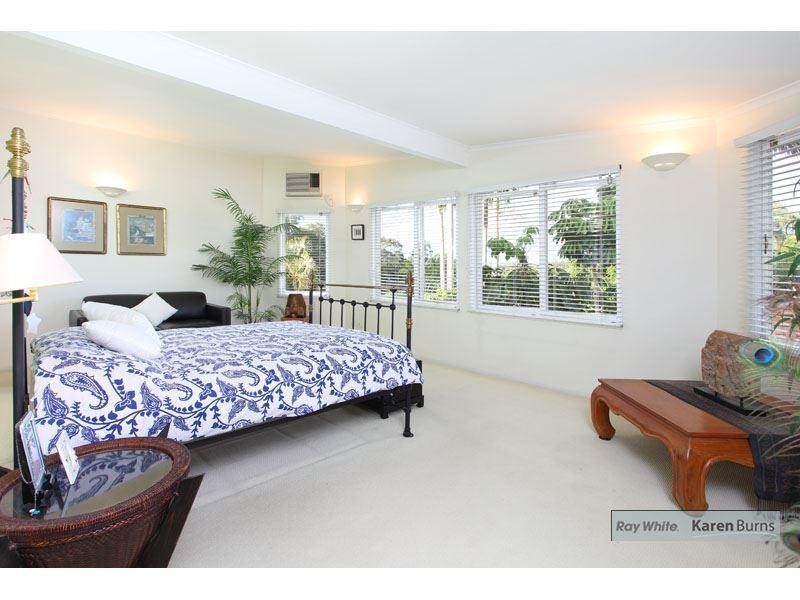 3 Blacon Street, Kenmore QLD 4069