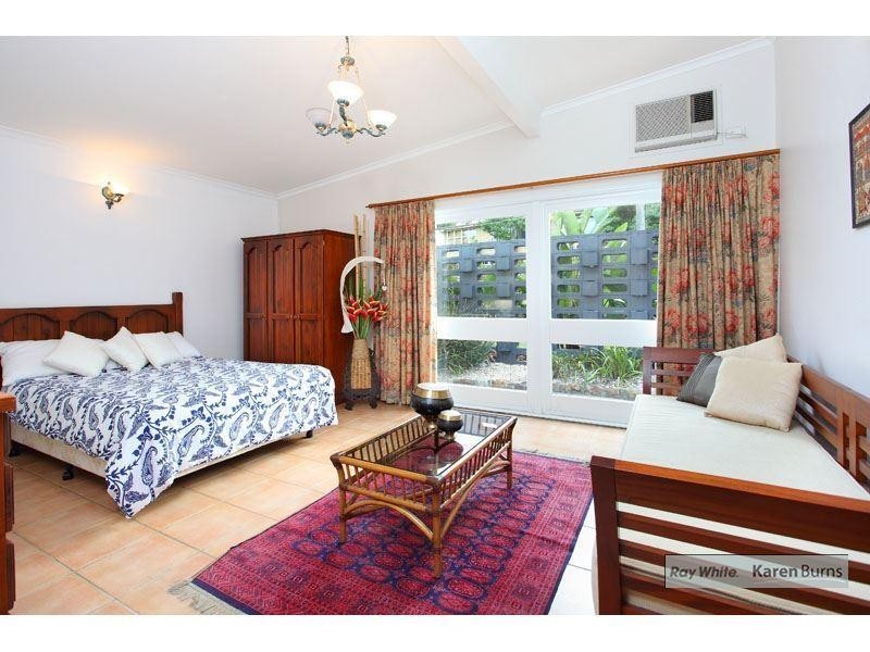 3 Blacon Street, Kenmore QLD 4069