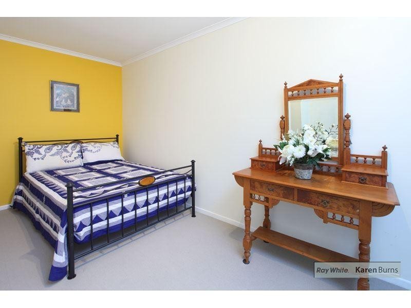 3 Blacon Street, Kenmore QLD 4069