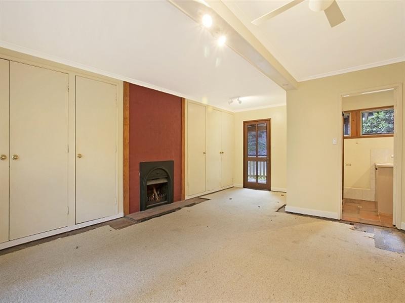 611 Gold Creek Road, Brookfield QLD 4069