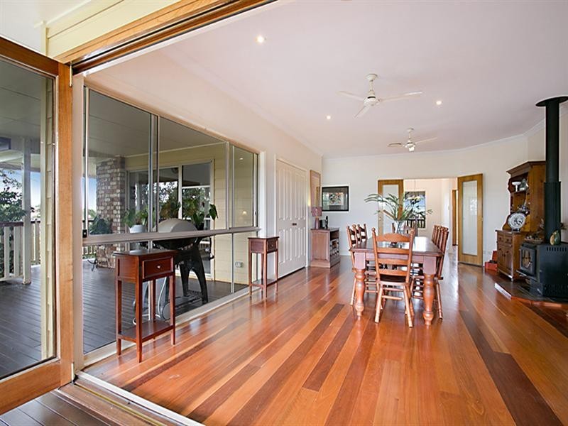 7 Westcott Place, Bellbowrie QLD 4070