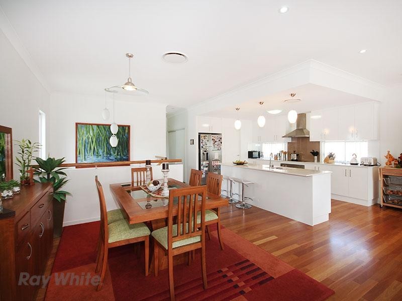 381 Verney Road East, Graceville QLD 4075