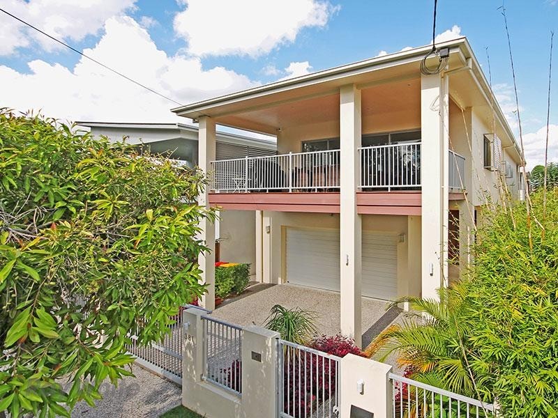 381 Verney Road East, Graceville QLD 4075