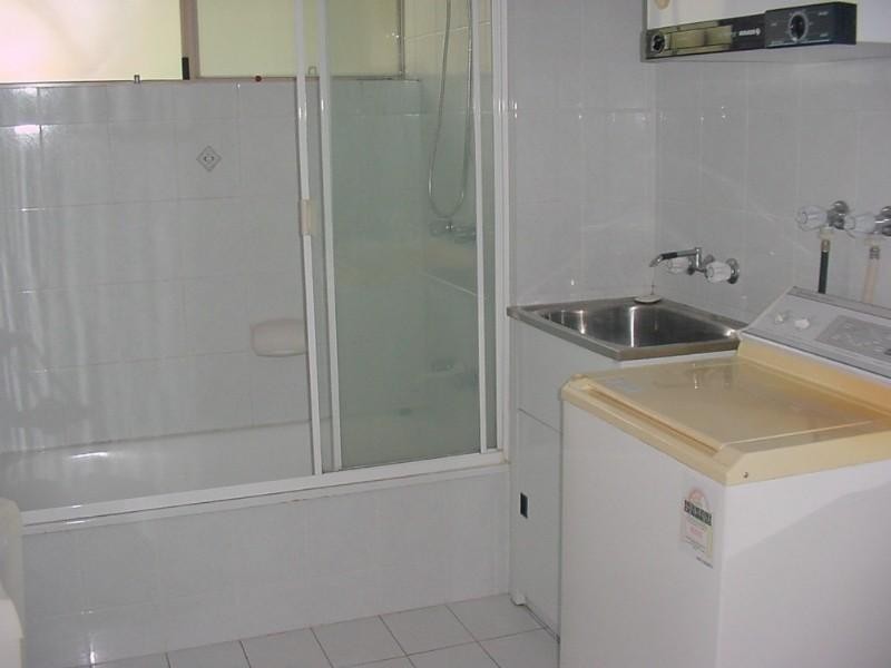 4/39 Raven Street, St Lucia QLD 4067