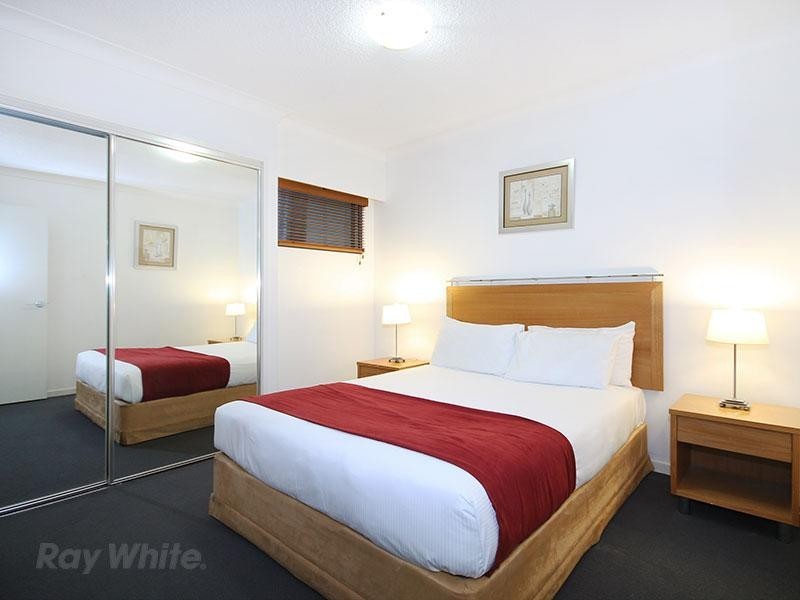 607/21 Patrick Lane, Toowong QLD 4066