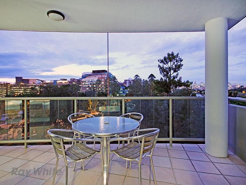 607/21 Patrick Lane, Toowong QLD 4066