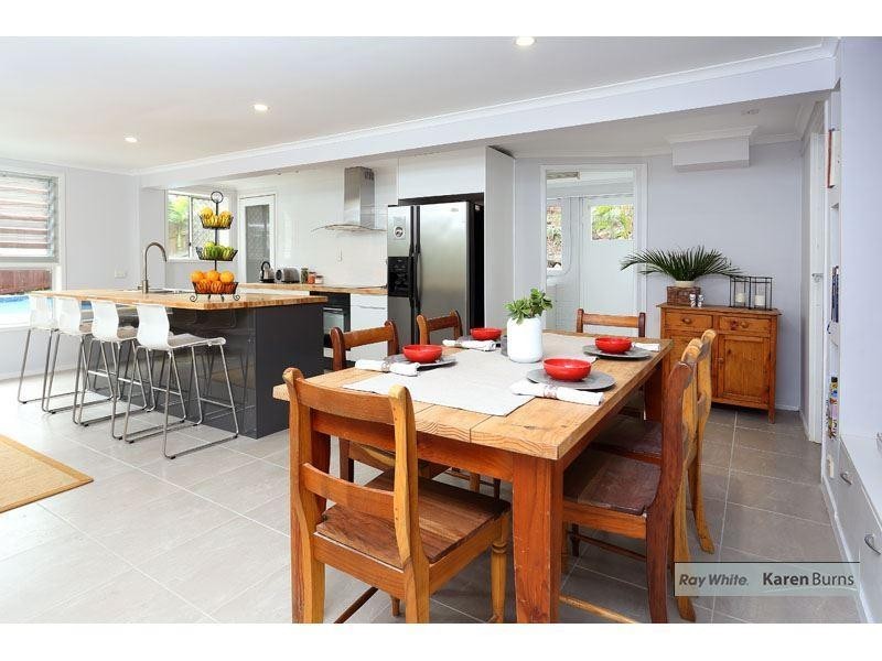 48 Cassandra Street, Chapel Hill QLD 4069