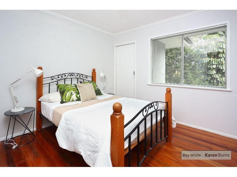 48 Cassandra Street, Chapel Hill QLD 4069