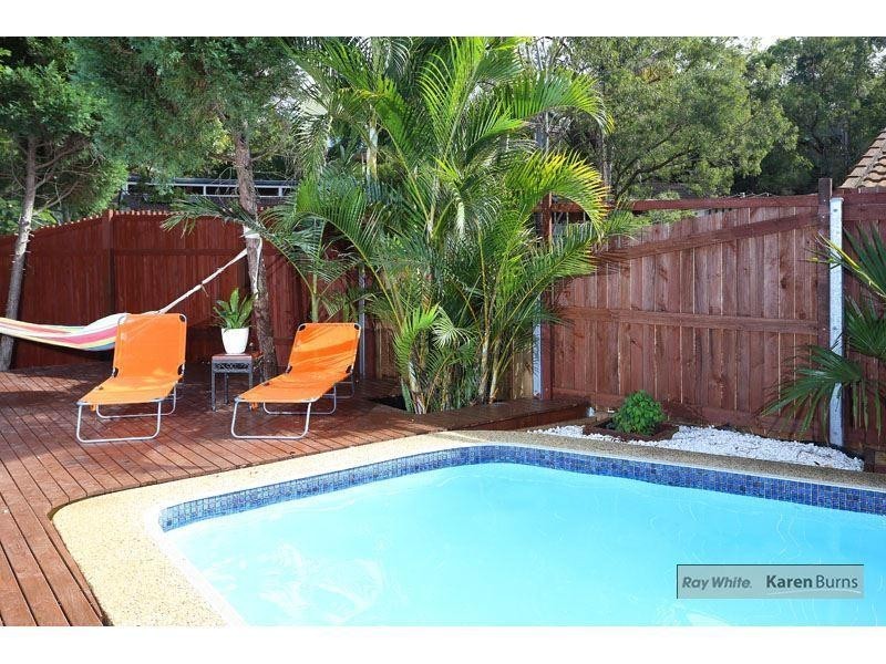 48 Cassandra Street, Chapel Hill QLD 4069