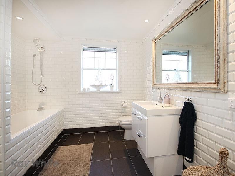 11 Jensen Road, Banyo QLD 4014