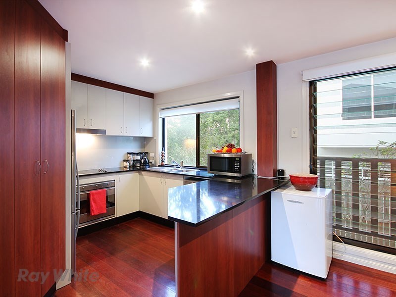 1/56 Ryans Road, St Lucia QLD 4067