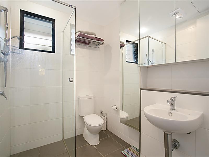 1/55 Morley Street, Toowong QLD 4066