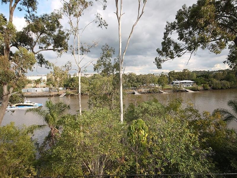 37/25 Dudley Street, Highgate Hill QLD 4101