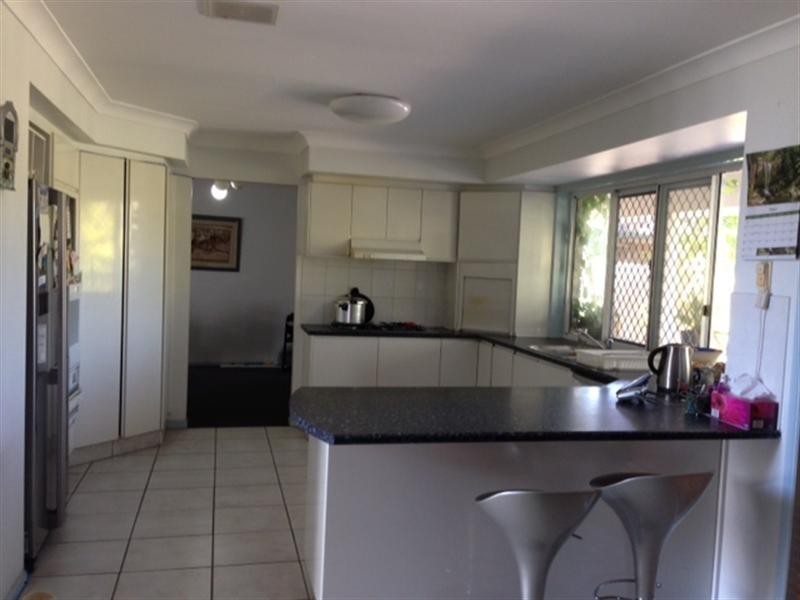 17 Juxgold Place, Calamvale QLD 4116