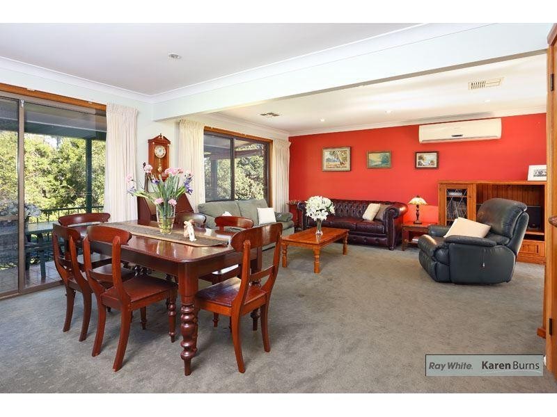 3 Mondra Street, Kenmore QLD 4069