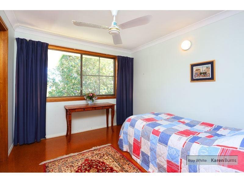 3 Mondra Street, Kenmore QLD 4069