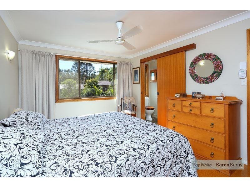 3 Mondra Street, Kenmore QLD 4069