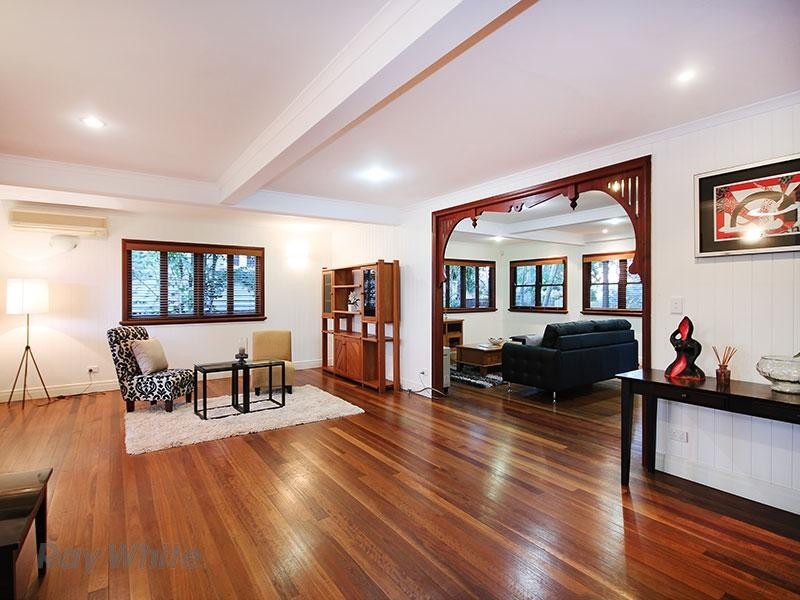 5 Mareeba Road, Ashgrove QLD 4060