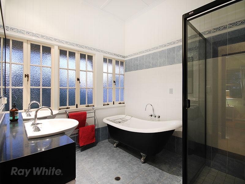 5 Mareeba Road, Ashgrove QLD 4060