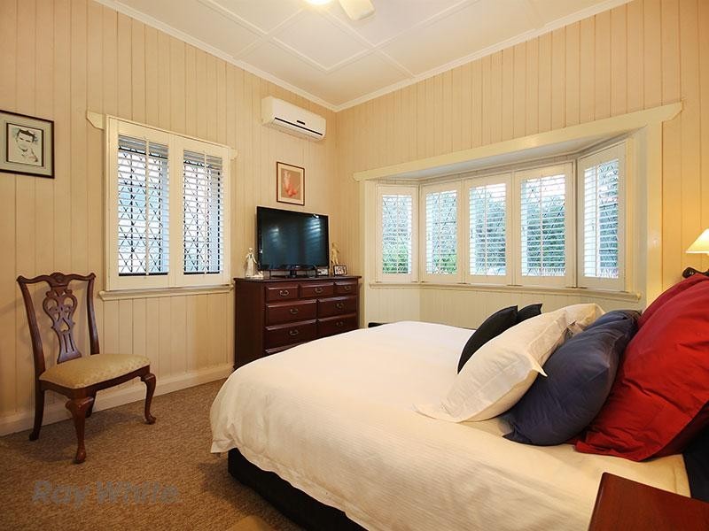 115 Sylvan Road, Toowong QLD 4066