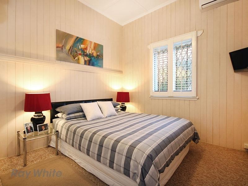 115 Sylvan Road, Toowong QLD 4066