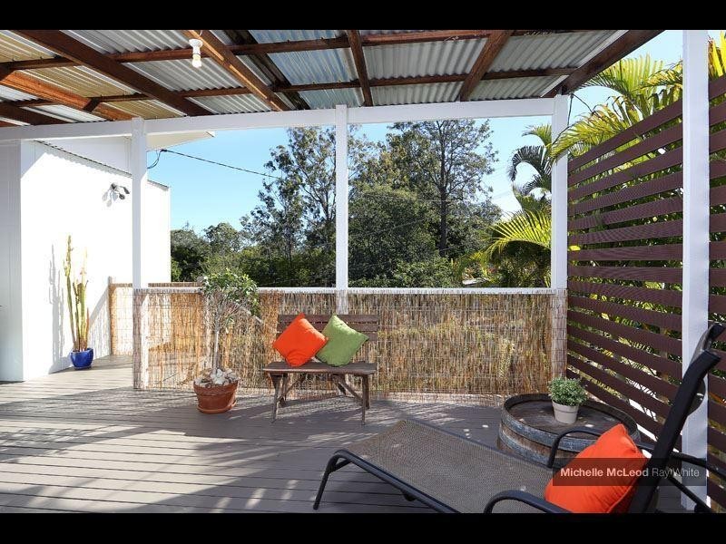 4 Bunning Street, Indooroopilly QLD 4068