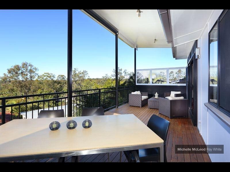 4 Bunning Street, Indooroopilly QLD 4068