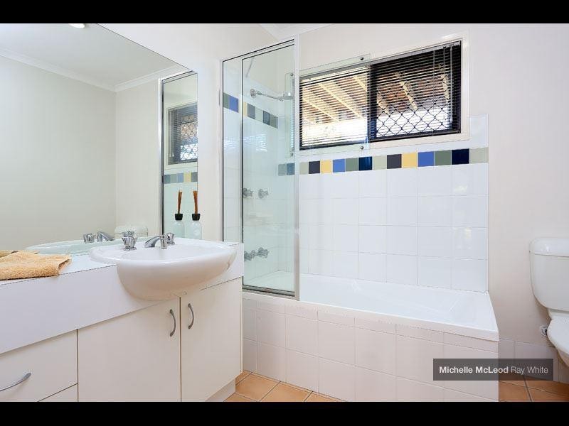 4 Bunning Street, Indooroopilly QLD 4068