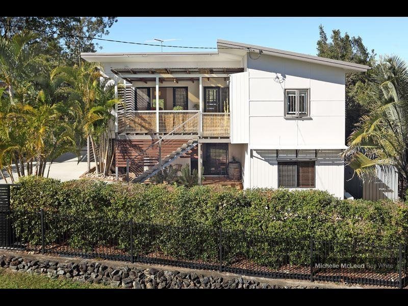 4 Bunning Street, Indooroopilly QLD 4068