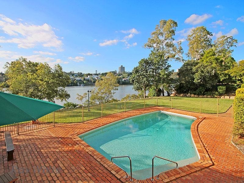 26/164 Macquarie Street, St Lucia QLD 4067