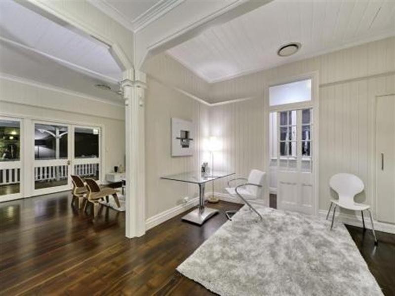 55 Fewings Street, Toowong QLD 4066